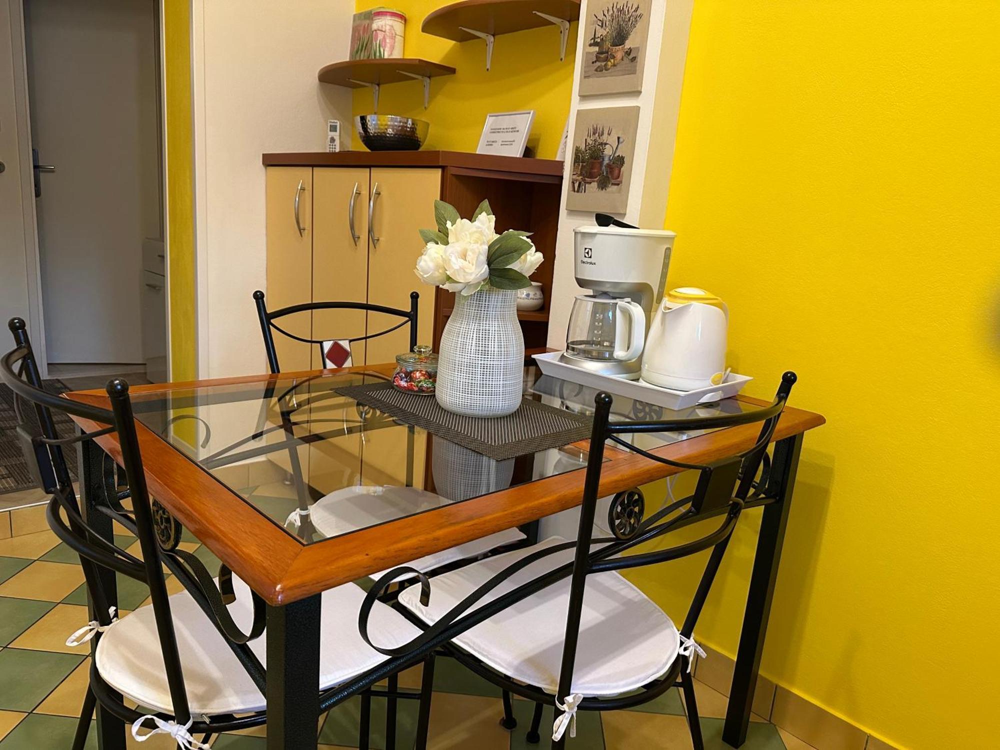 Apartments - Rooms Vesna พรีมอชเตน ภายนอก รูปภาพ