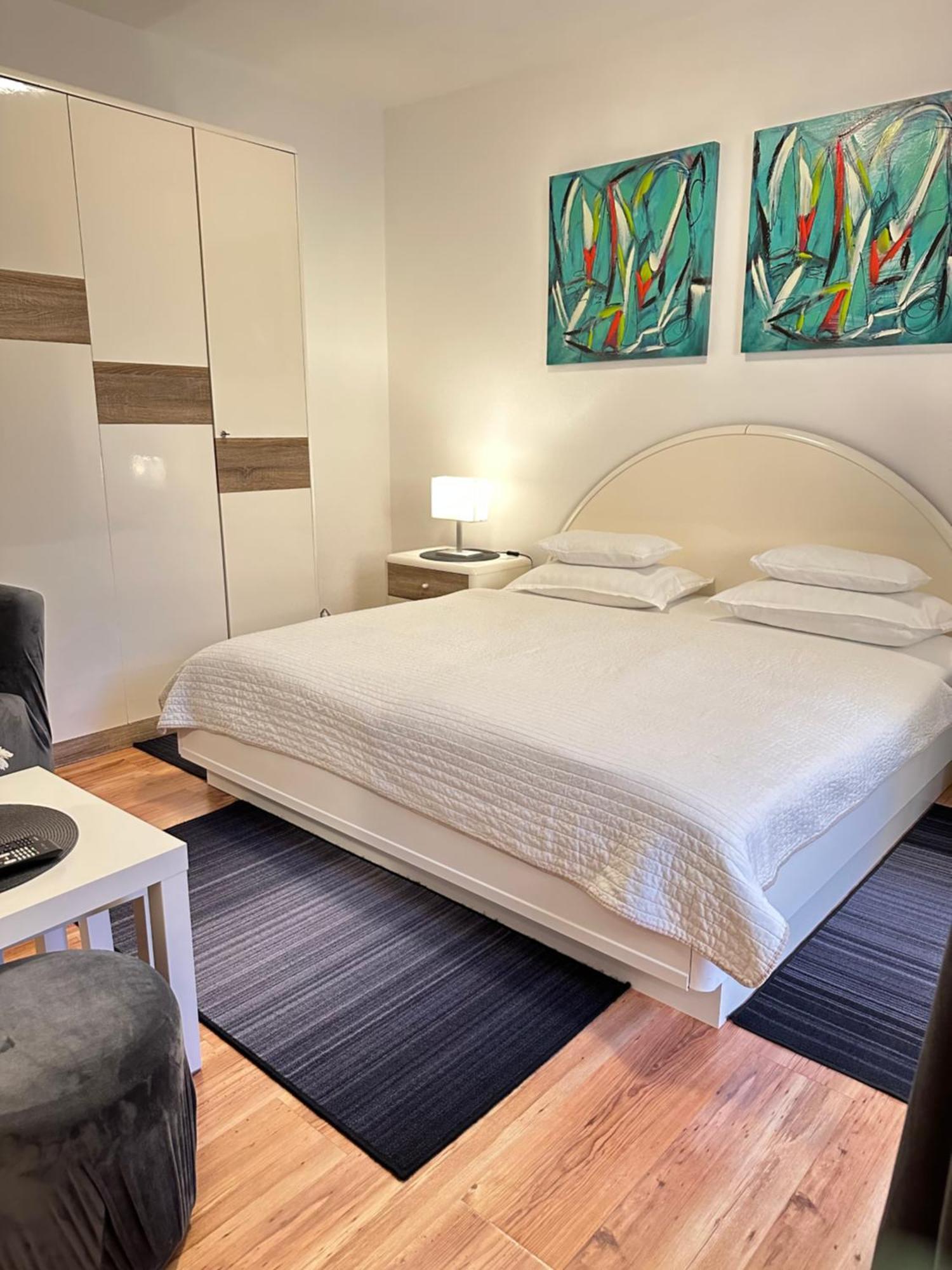 Apartments - Rooms Vesna พรีมอชเตน ภายนอก รูปภาพ