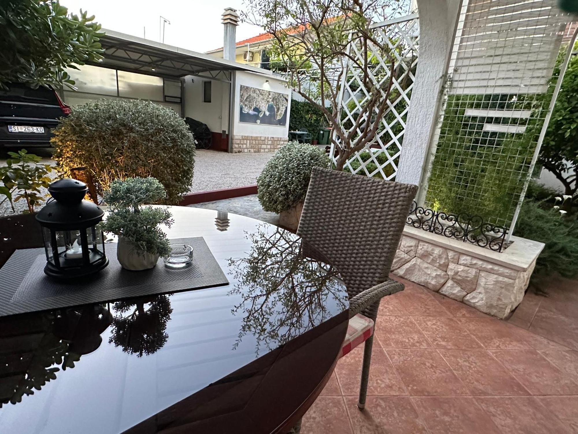 Apartments - Rooms Vesna พรีมอชเตน ภายนอก รูปภาพ
