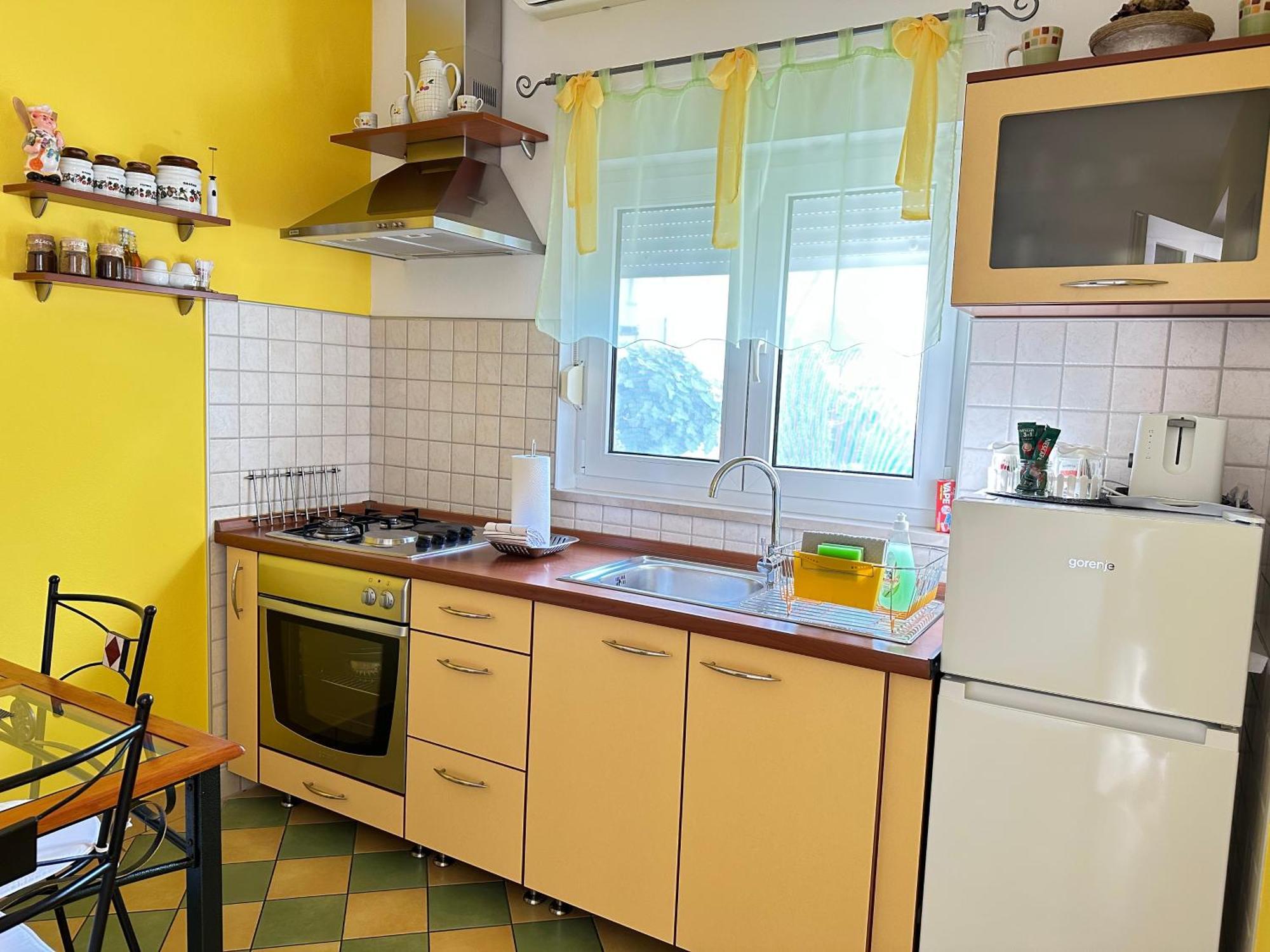 Apartments - Rooms Vesna พรีมอชเตน ภายนอก รูปภาพ